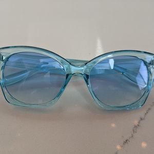 2/15 Blue Tinted Sunglasses